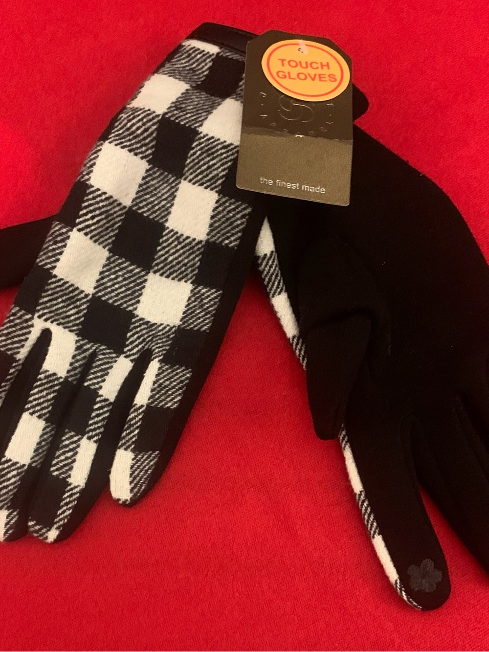TOUCH GLOVES